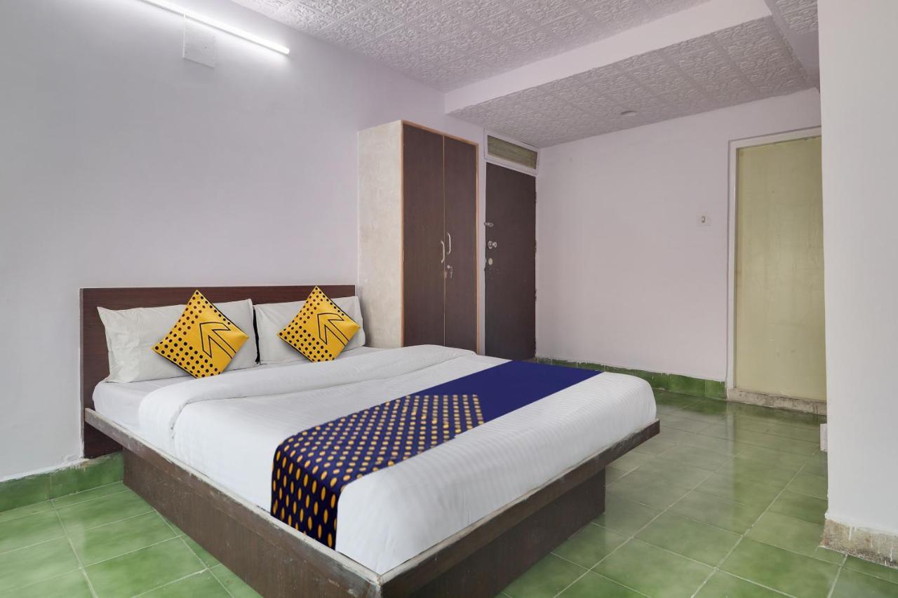 Spot On Apsara Hotel 海得拉巴 外观 照片