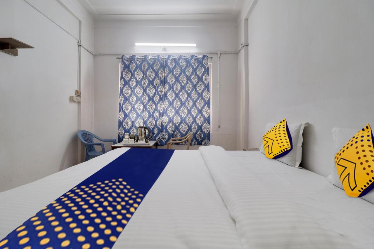 Spot On Apsara Hotel 海得拉巴 外观 照片