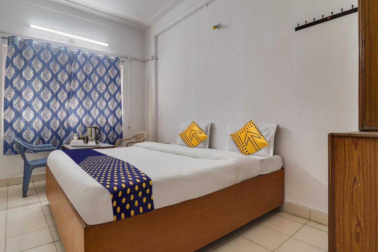 Spot On Apsara Hotel 海得拉巴 外观 照片