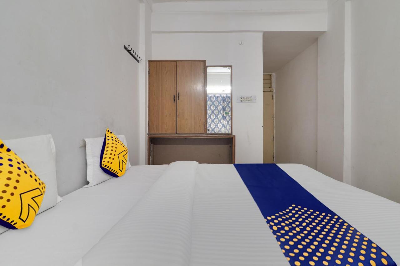 Spot On Apsara Hotel 海得拉巴 外观 照片