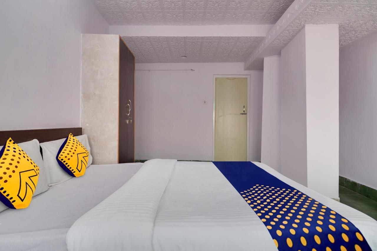 Spot On Apsara Hotel 海得拉巴 外观 照片